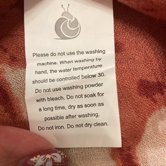 Denden Mushi Dark Rose Cream Sheer Hi-Low Floral Kimono NWOT One Size Fits Most - Picture 5 of 5